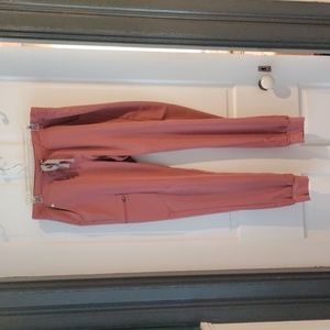 Figs, large, tall, pink